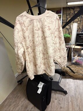 Women's Cream Graphic Pullover Sweater